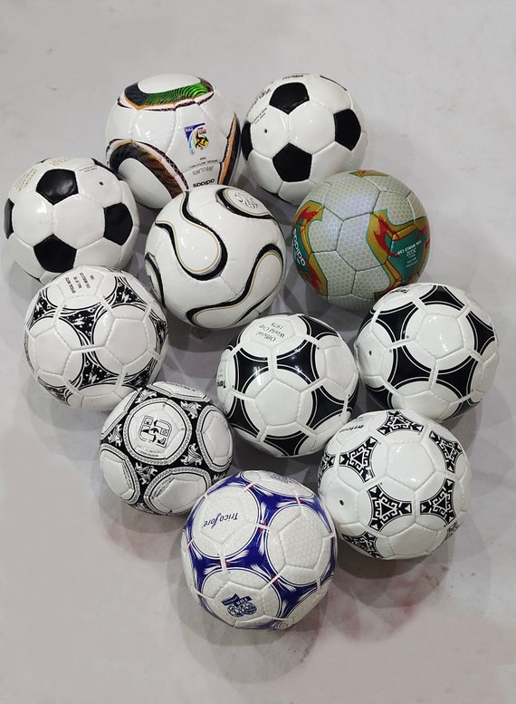 Rare Bundle World Cup Mini Soccer Balls L Size 1 L 20 Mini 