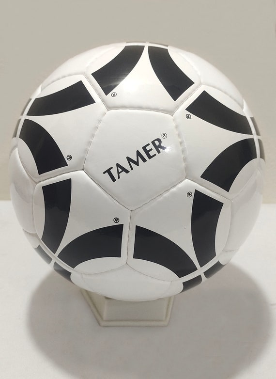 Tamer NR Officiële Wedstrijdbal ENNERRE Voetbal FIFA - Etsy