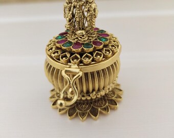 Gold Plated Ram Parivar Sindoor Box Indian Jewelry Gold Plated Kumkum Box God Ram Darbaar Kempu Gold sindoor box/Wedding pooja Gift/