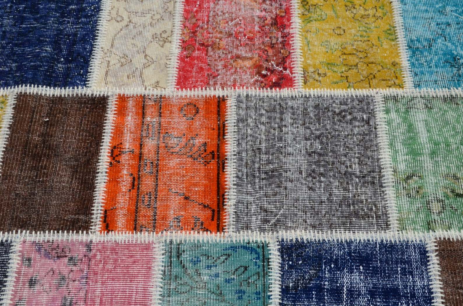 Türkischer Teppich Mehrfarbiger Patchwork Teppich Oushak | Etsy