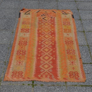 Orange Vintage kilim, Oushak rug, Faded kilim rug, Old Kilim rug, Muted kilim rug, Decorative Kilim rug, Terecotta Colors rug 2.53x4.60ft