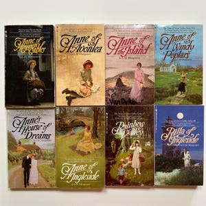 Anne of Green Gables Books 1-8 by LM Montgomery Cottage Core Chapter Book Novels LOT