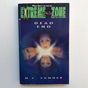 Vintage Extreme Zone Book 8 Dead End by MC Sumner Young Adult Paperback Chapter Book Reading Story Crime Thriller Horror