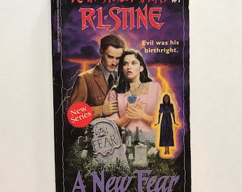 1996年 フィアー・ストリート・サーガ #1 RLスタイン著『A New Fear Paperback Chapter Book』
