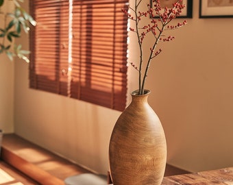 Handcrafted mango wood vase