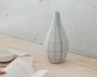 White Ceramic Vase – Japanese Blue Grid Porcelain, Hand-Finished