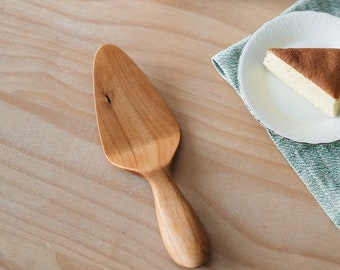 Teak Wood Cake Shovel