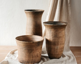 Tall Mango Wood Vase - rustic style natural grain - handmade solid wood - smoky wood scent