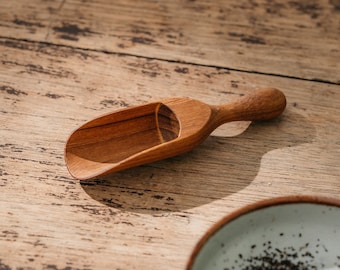 Tea Leaf Scoop | Teak Wood
