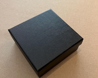Jewellery Box in Black | Gift box for Bracelets, Ear rings or Necklace