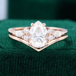 Pear shaped Moissanite engagement ring set vintage art deco rose gold unique engagement ring women Diamond wedding Bridal Promise gift