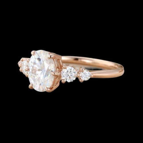 Oval cut Moissanite engagement ring vintage ring … - image 3