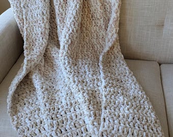 Beach Foam Crochet Chenille Blanket