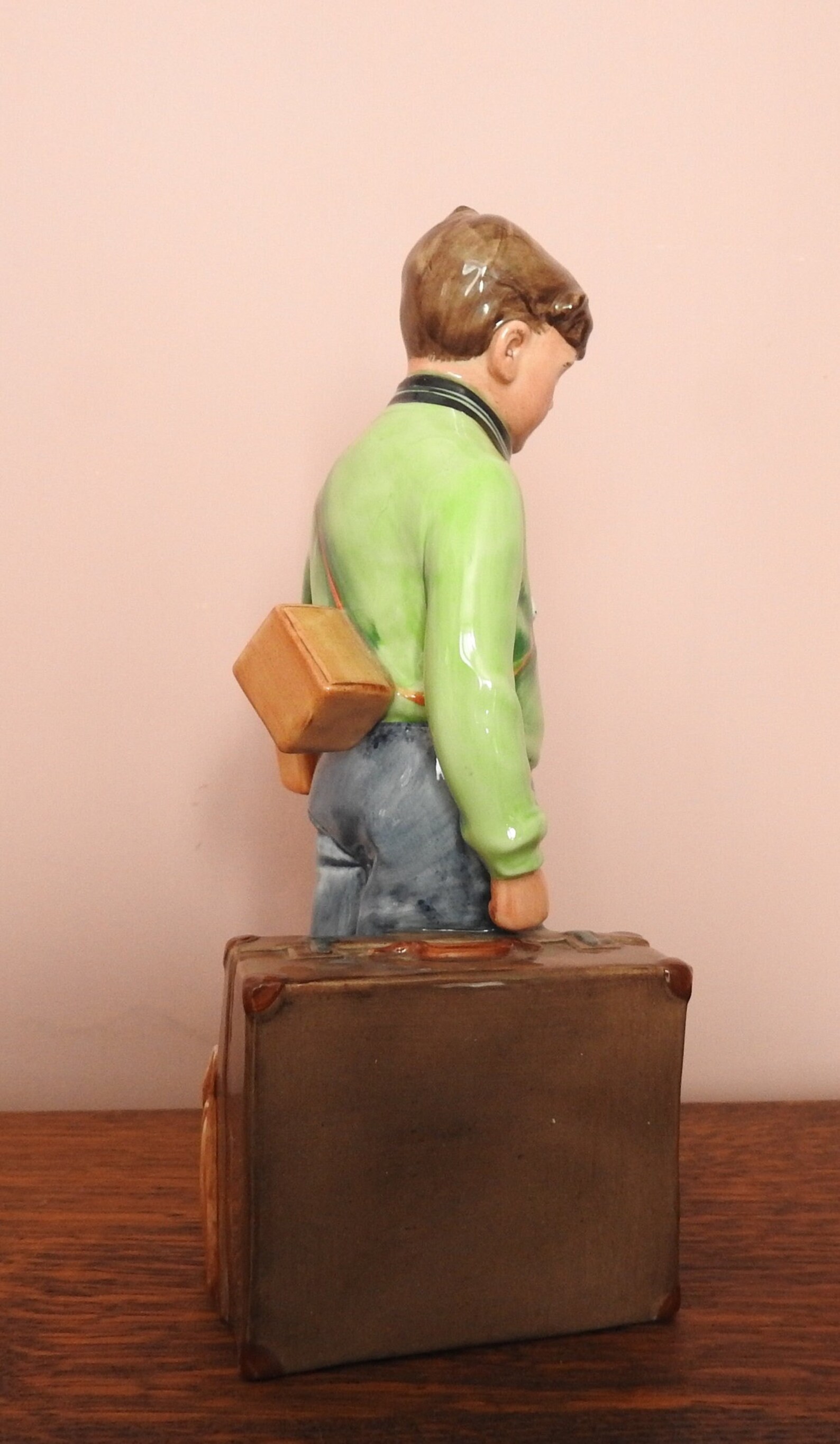 Royal Doulton the Boy Evacuee Children of the Blitz HN3202 Limited