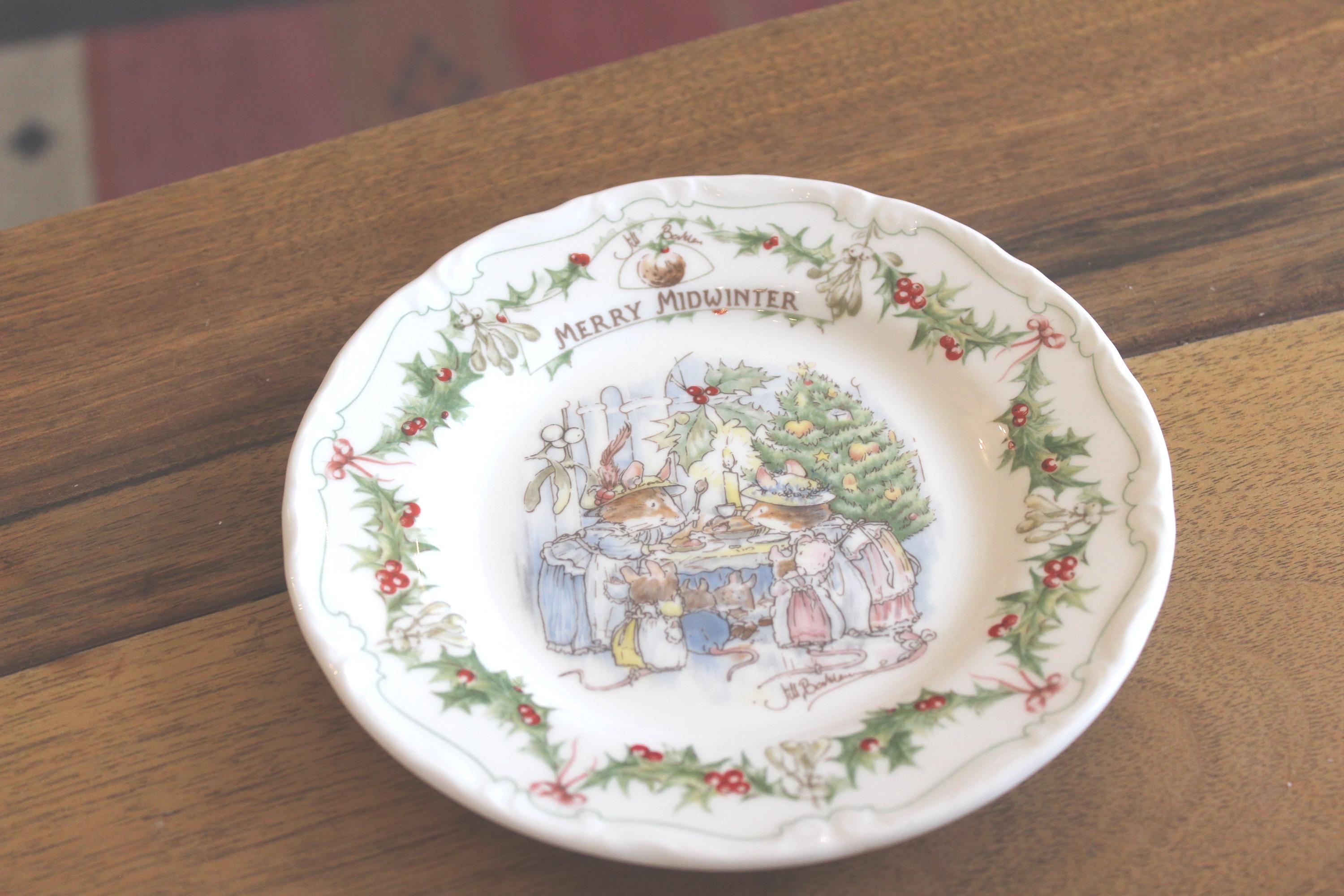 Royal Doulton Merry Midwinter - Etsy