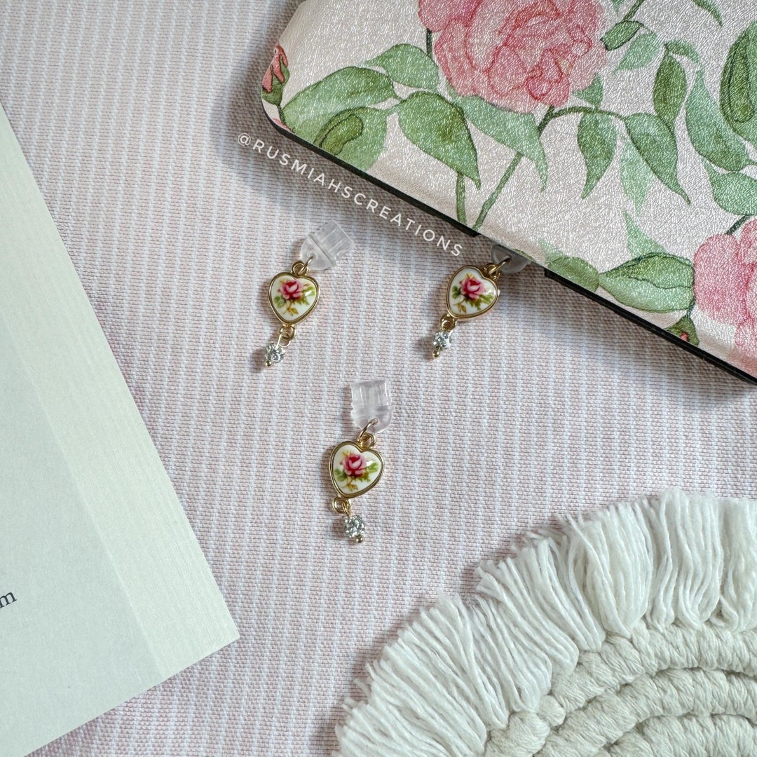 Rose Heart Kindle Charm | USB-C Dust Plug | Kindle Accessories ...