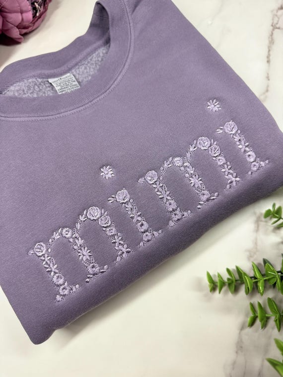 Custom Embroidered Mama Sweatshirt: Personalized Floral Monogram Gift for Mom, Nana, Wife