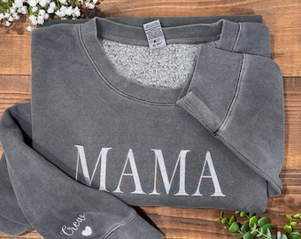 Custom Embroidered Crewneck Sweatshirt: Personalized Name on Sleeve
