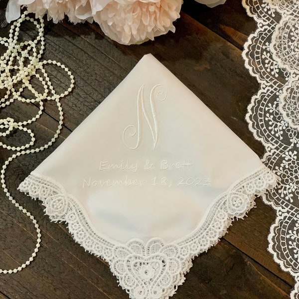 Monogrammed Wedding Handkerchief, Bridal Hankie, Embroidered Wedding Handkerchief, Lace Wedding Hankies, Gift for Bride, Bridal shower gift