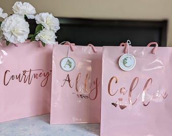 Personalized Gift Bags,Wedding Gift Bags Personalized,Bridesmaid Gift Bags,Bachelorette Party Gift Bag,Thank You Gift Bag,Birthday Gift Bag
