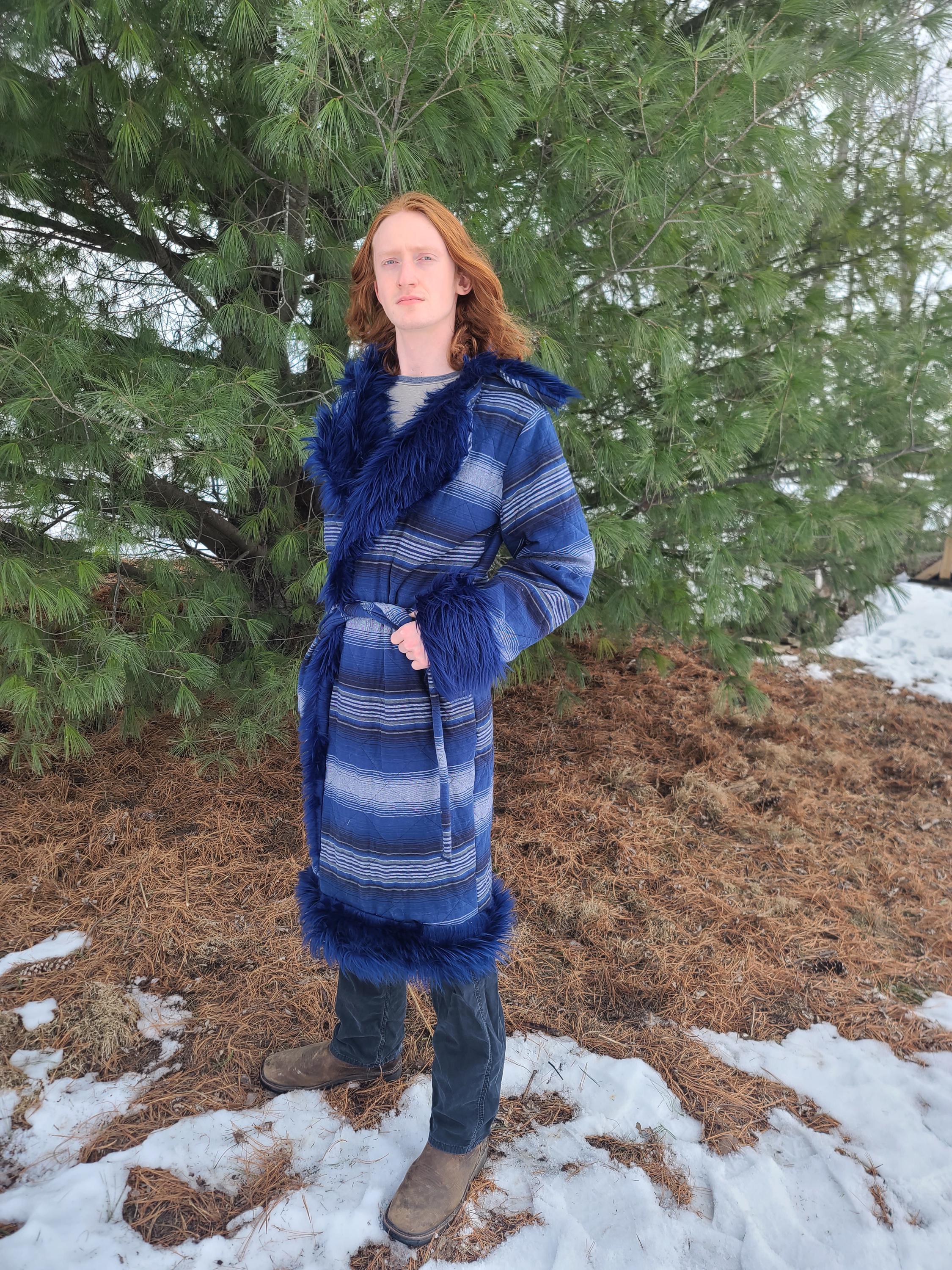 Long Quilted Coat for Men or Women With Faux Fur, Size Large Tall