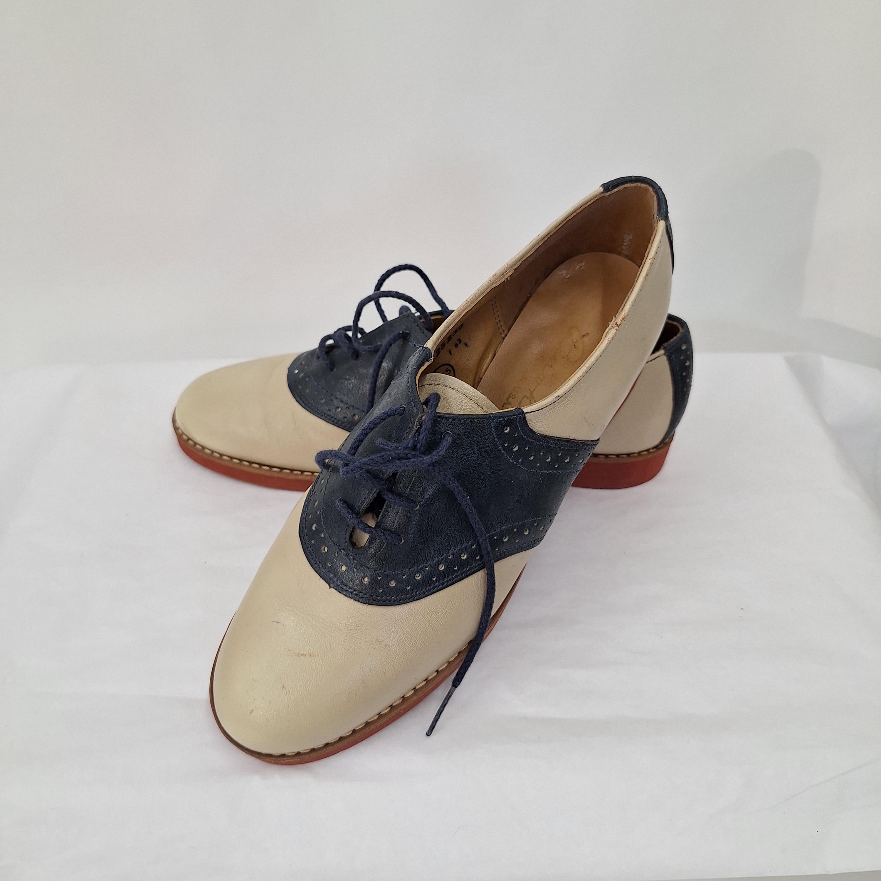 Vintage NETTLETON Black Calf Saddle Oxford, Circa 1980: (US 10.5 B) 80s Saddle Shoes - Etsy main image 4