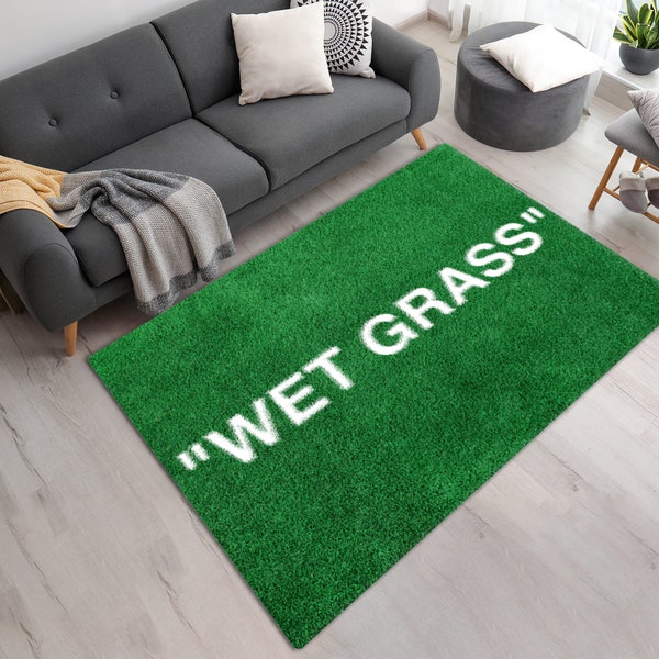 Lebhafter, hochwertiger Teppich aus grünem Gras • Maschinenwaschbarer personalisierter Teppich mit nassem Gras • Geschenk für Zuhause
