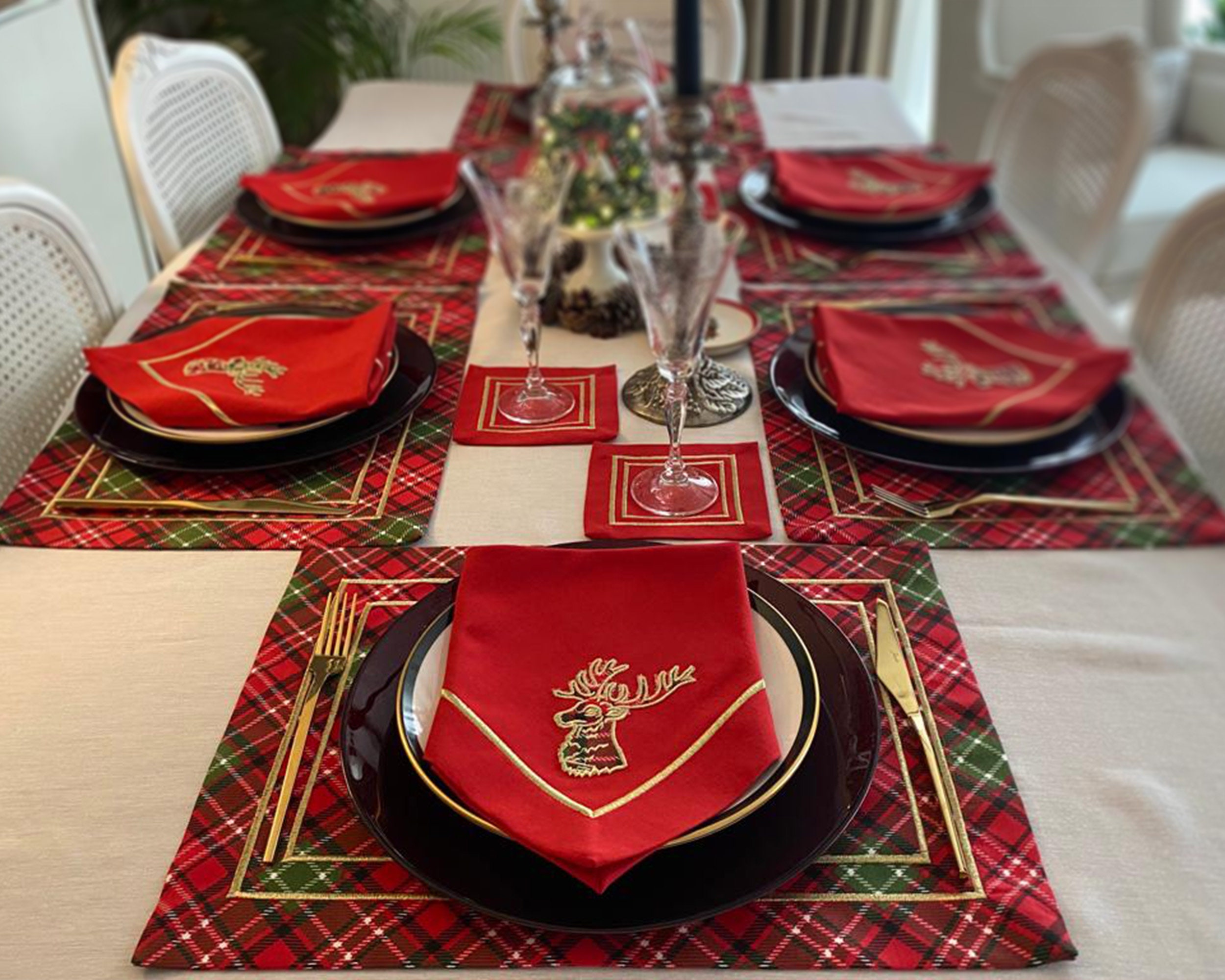 Set of Christmas Red Napkins With Deer Embroidery, Tartan Plaid ...