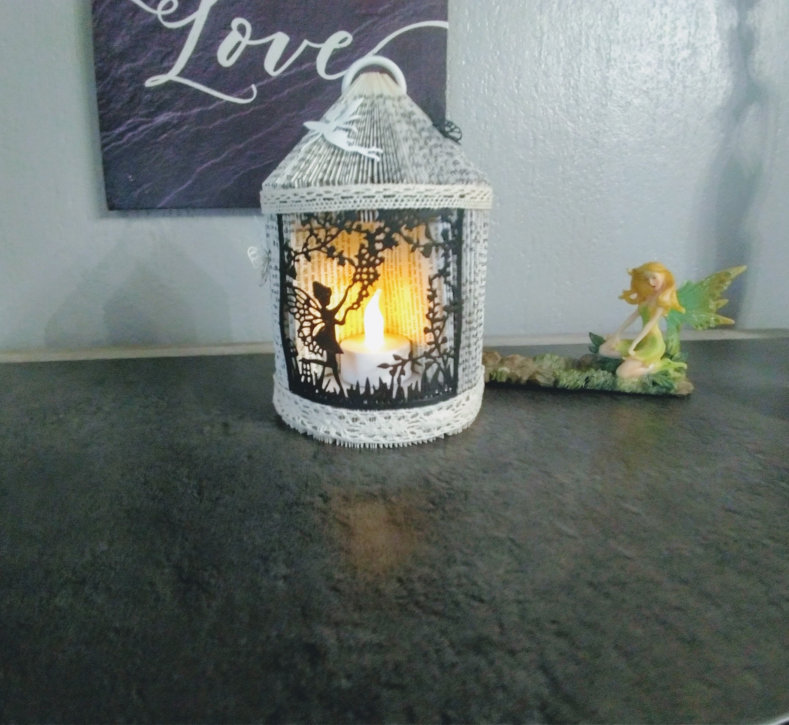 Cadeau Original, Livre Plié Lanterne Féérique, Pour Anniversaire, Fêtes, Une Jolie Attention.