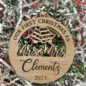 Adorno de Navidad personalizado, familia, madera, acrílico, decoraciones para árboles de Navidad, Navidad 2022, recuerdo, regalo, recién casados, recién casados