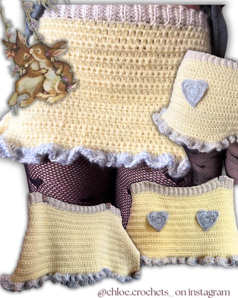 K&ouml;nnte beinhalten: Geh&auml;kelter gelber Rock und passende Accessoires mit grauem Besatz und Herzmotiven. Der Rock hat einen R&uuml;schensaum und wird mit Netzstr&uuml;mpfen kombiniert. Der Instagram-Handle @chloe.crochets_ ist unten zu sehen.