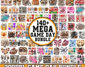 Puede incluir: Un paquete gráfico de descarga digital con más de 140 diseños de día de juego. La colección incluye balones de fútbol, cascos, lazos y elementos de texto como "Game Day". La imagen está sobre un fondo de purpurina dorada.