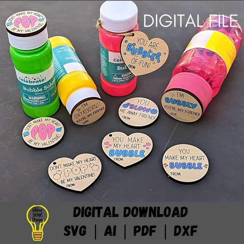 Puede incluir: Un conjunto de ocho etiquetas de madera con tem&aacute;tica del D&iacute;a de San Valent&iacute;n con varios mensajes y dise&ntilde;os. Las etiquetas est&aacute;n decoradas con corazones, burbujas y las palabras "Pop", "Bubbly", "You Make My Heart Bubble" y "Blow Me Away Friend".