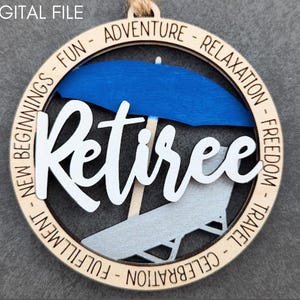 Svg retraité - ornement de retraite ou fichier numérique de charme de voiture - svg double couche coupé et score testé sur Glowforge