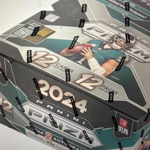 Boîte de loisirs de football Panini Prizm 2024