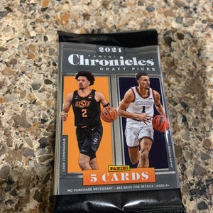 2021/22 Panini chronicles Draft Picks Blaster Pack. ( 1 Pack Lot).  look for rookies Cade and Suggs plus Blaster Exclusive Cards