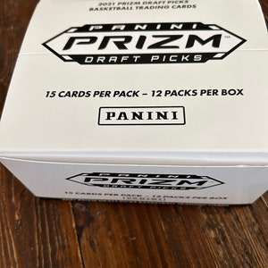2021/22 Panini Prizm Draft Picks Basketball Cello Multi 12-Pack Box (Red, White, and Blue Prizms!)
