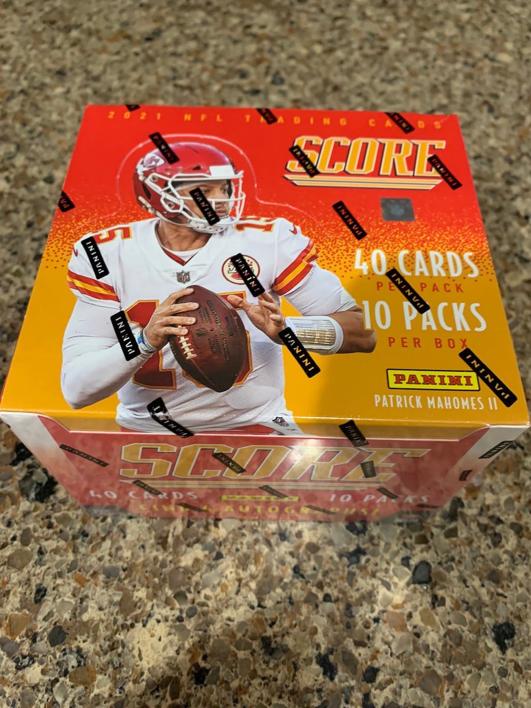 Buy 2021 Panini Score Football Hobby Autos per Box Online