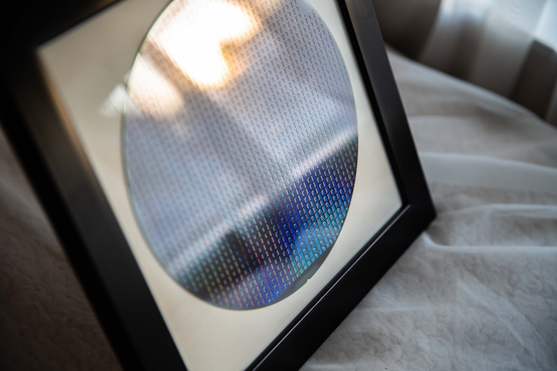 Silicon Wafer For Intel CPU & Computer Chips, Tech Art, Cool Home Wall Decor, Gift For Him, Tech Frame, Tech Gift, AMD Tech Silicon Valley, image 9