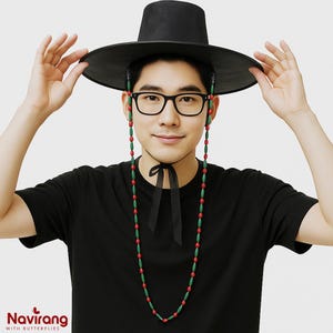 Foldable Gat with Christmas String / Korean Traditional Hat – Lightweight Wire Frame, Cosplay K-Pop Boys