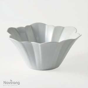 Korean Ceramic Flower Bowl - Mujagi by Korean Ceramist, Korean Side Dish, Soup, Salad Bowl  Flower-Shaped Serving Dishes Pottery Kitchenware