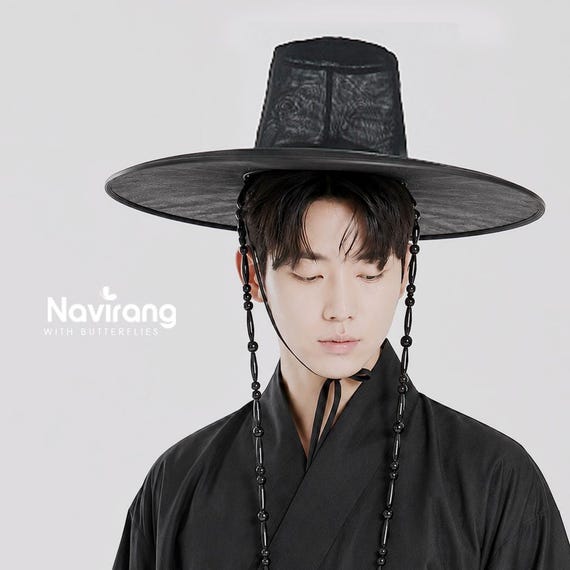 Foldable Gat with Beads String / Korean Traditional Hat – Lightweight Wire Frame, Cosplay K-Pop Boys