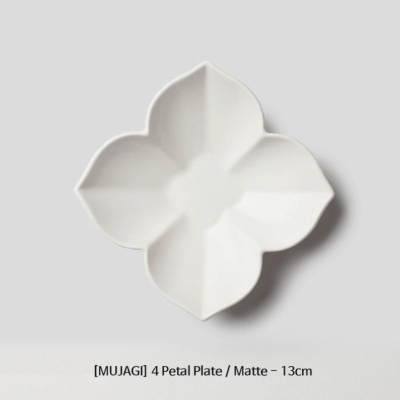 Mujagi Petal Plate - Thumbnail 2