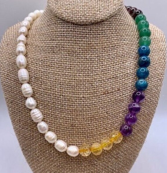7 Chakras Necklace With Genuine Pearls 