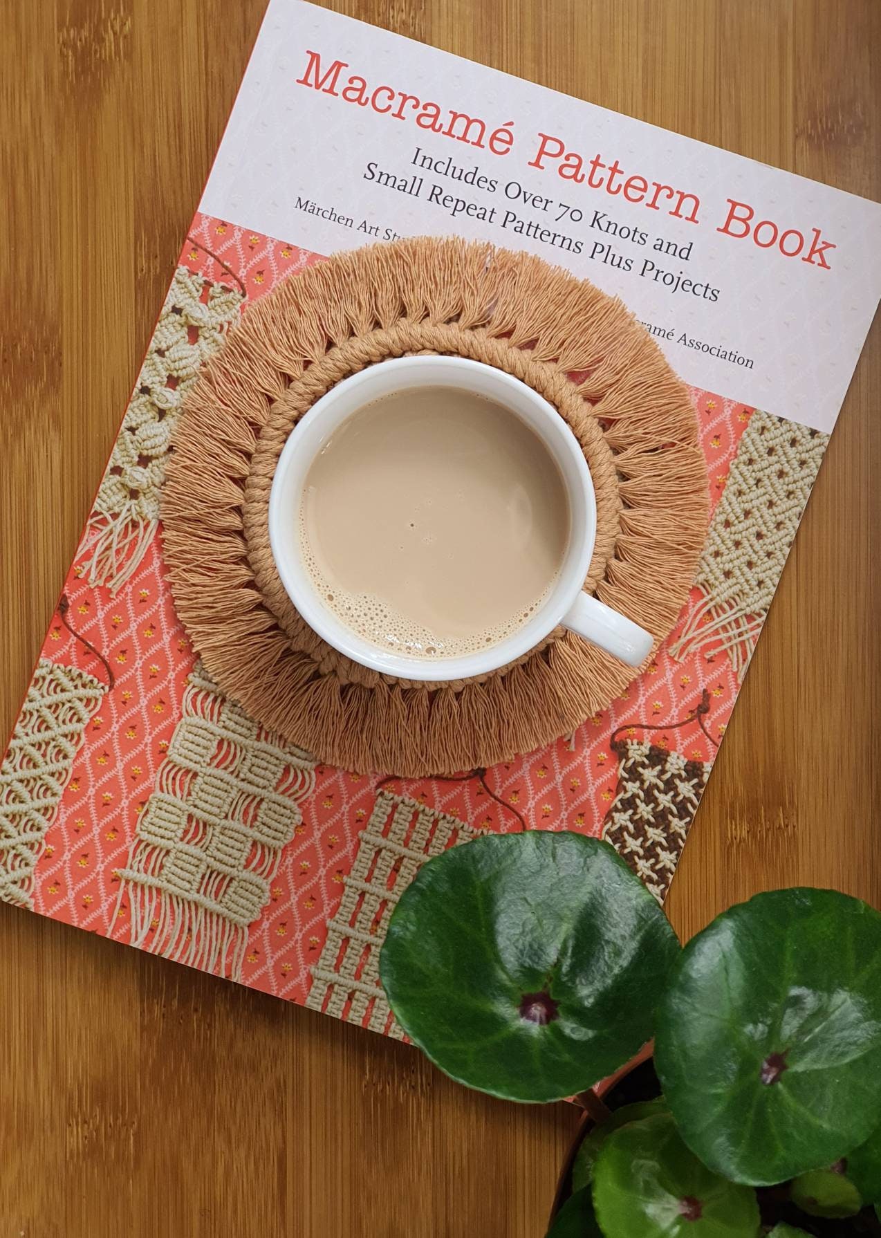 Sous-Verres Ronds Colorés en Macramé | Ensemble de 2/Décor Maison Boho Chic Fait à La Main Petit Tap