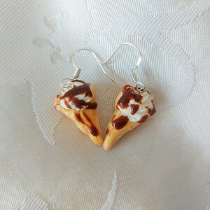 Eis Ohrringe, Polymer Clay, Sommer Schmuck, minimalistische Eistüten, Geschenke für sie