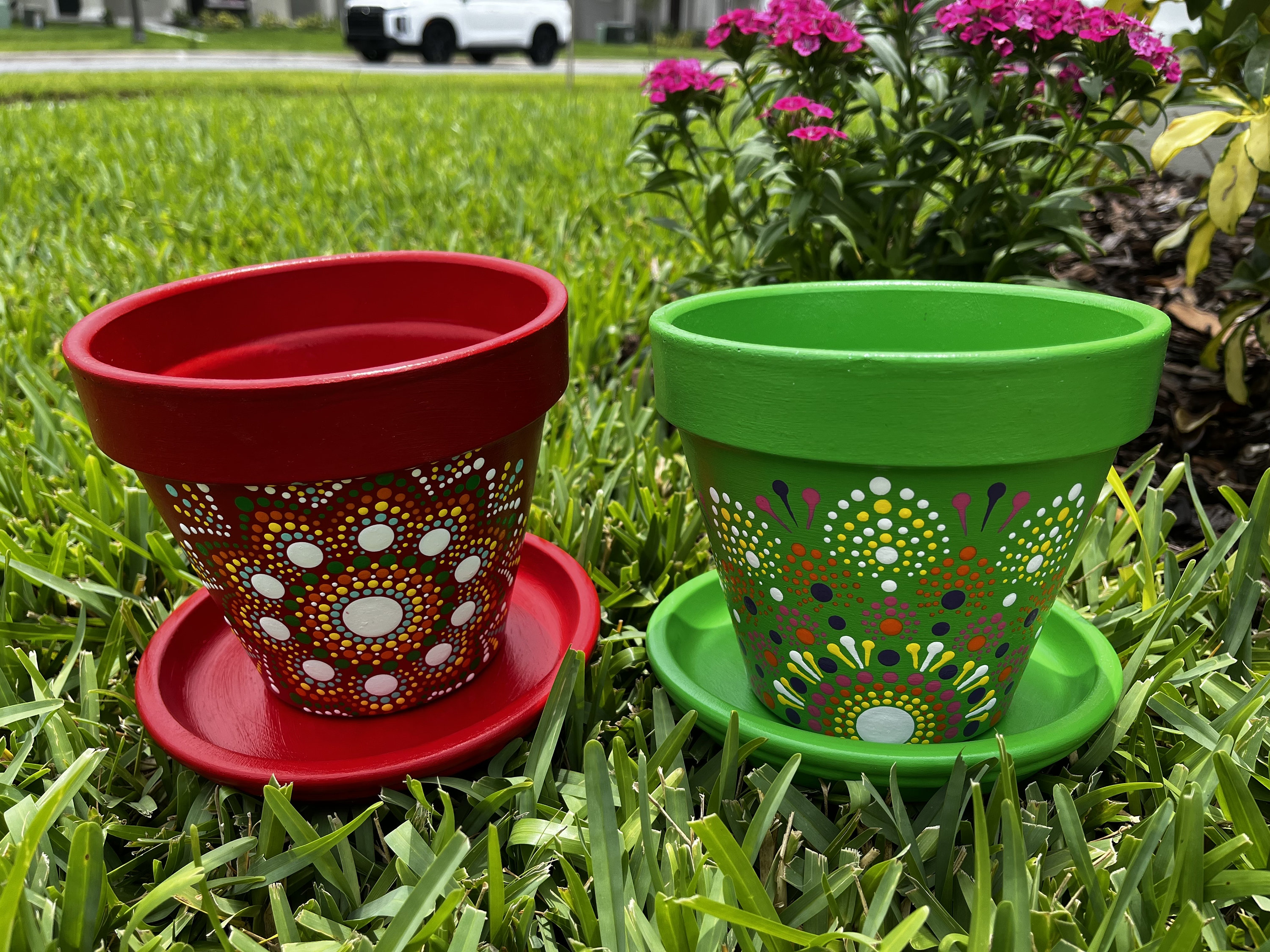 Maceta Pintada a Mano, Técnica Puntillismo, Arte Mandala, Macetas  Multicolor, Hechas a Mano para el Hogar, Terracota, Barro, INCLUYE EL  PLATILLO. - Etsy México, image size:3000x2250