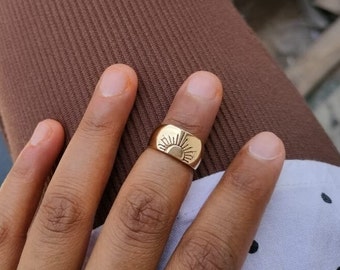 Gold Sun Engraved Ring, Knuckle Ring, Unisex Handmade Brass Hand Carved Sun Symbol Signet Ring, Sun Ring, Women's Ring
