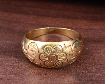 Engraved Flower Ring, Dome Ring, Vintage Jewelry, Vintage Ring, Floral Ring, Brass Ring, Handmade Ring, Gift For Her, Boho Gift Ring