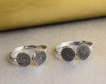 Oxidized Silver Plated Toe Ring, Adjustable Foot Jewelry
